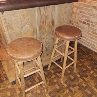 5 Bar Stools