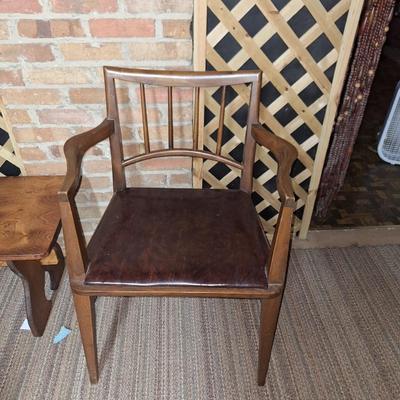 Captain Chair