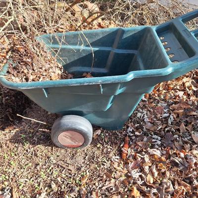 Rubbermaid Wheelbarrow