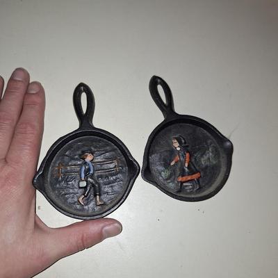 2 small decor cast iron pans