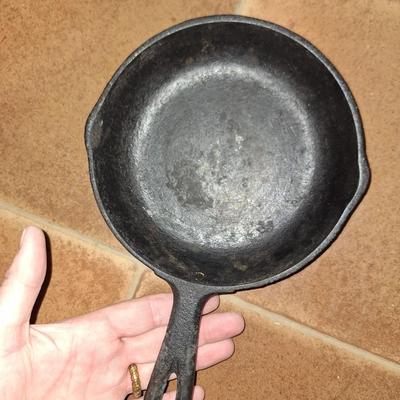 6.5" cast iron skillet