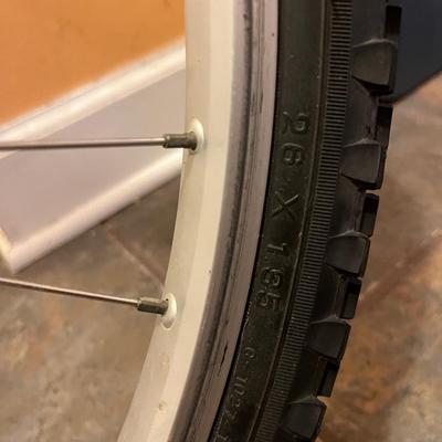 Jami’s Explorer XR 18 Speed Bicycle (LR-MG)
