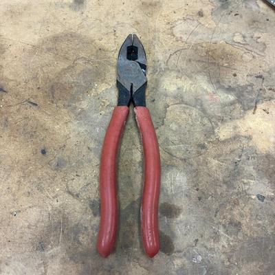 Klein Havens Grip, Klein Ratcheting Cable Cutter & Klein Lineman’s Pliers (B1- MG)