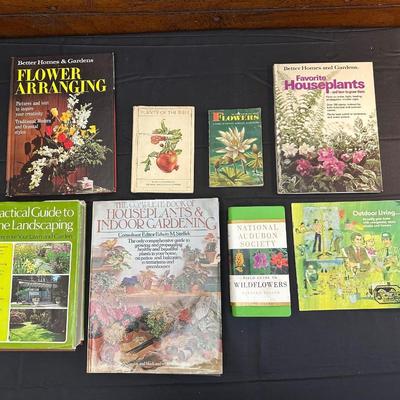 Collection of Gardening & Landscaping Books