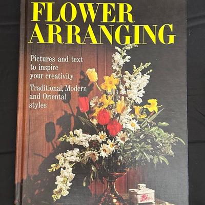 Collection of Gardening & Landscaping Books