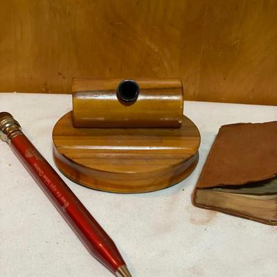 Juniper pen holder, large pencil and leather cover bible