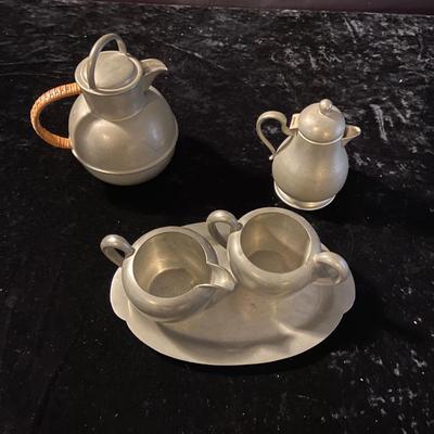 Pewter Tableware and More (D-BM)