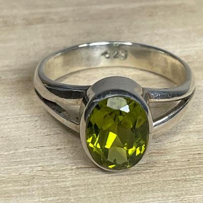 Peridot Sterling Silver Ring 7