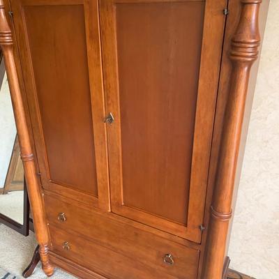 Entertainment Center / Wardrobe