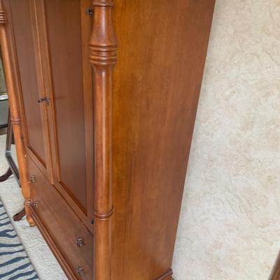 Entertainment Center / Wardrobe