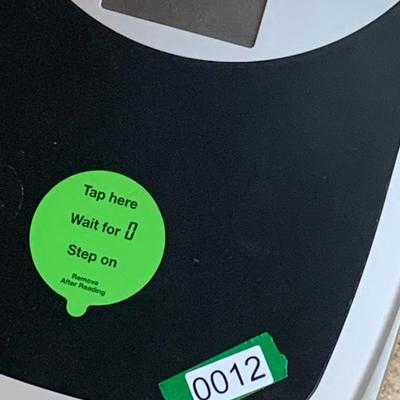 2 Bathroom Scales - Taylor Lithium and other.