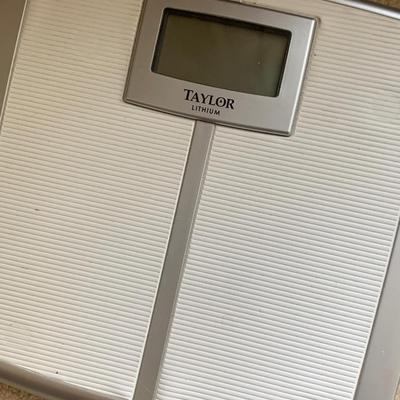 2 Bathroom Scales - Taylor Lithium and other.