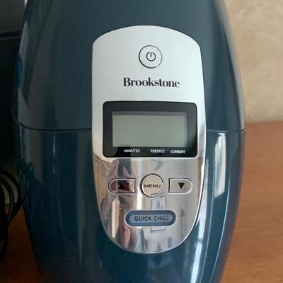 Brookstone Iceless Wine Chiller In Box