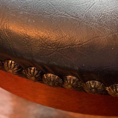 PAIR Revolving Top Stools
