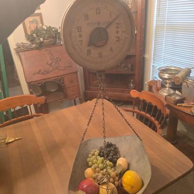 Food scale