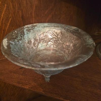 Silver toned bowl