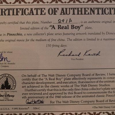 Knowles DISNEY "Pinocchio" with Certificate of Authenticity & Box