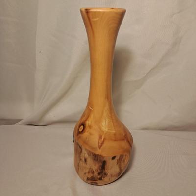 A Delicious Grouping of Wooden Fruit, Leaf Tray & Signed Vase (DR-SD)