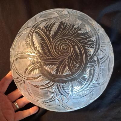 Lalique Crystal Prisms Sparrow Bowl & Orrefors Crystal Fleur Bowl (DR-SD)