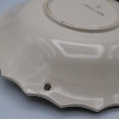 Sancifera 9.5" Dish with Handle