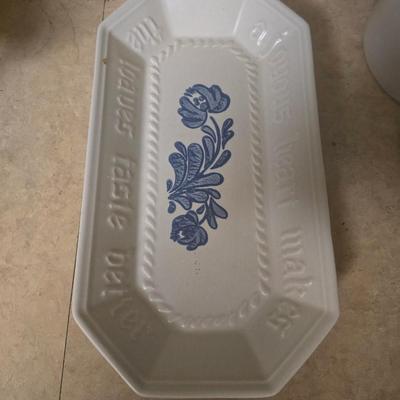 Pfaltzgraff Yorktowne Bread Platter