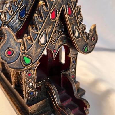 Thai Spirit House (LR-RG)