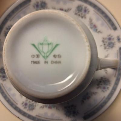Pair of Chinese china teacups