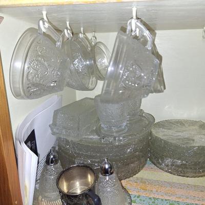 Vtg mug, plate, butter dish and S&P set
