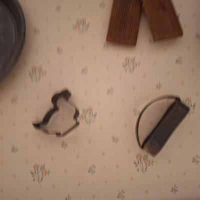 Set of 4 Antique cookie cutters