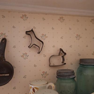 Set of 4 Antique cookie cutters