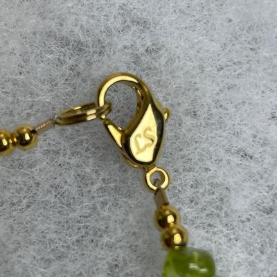 Vintage Lee Sands Peridot Necklace with earrings