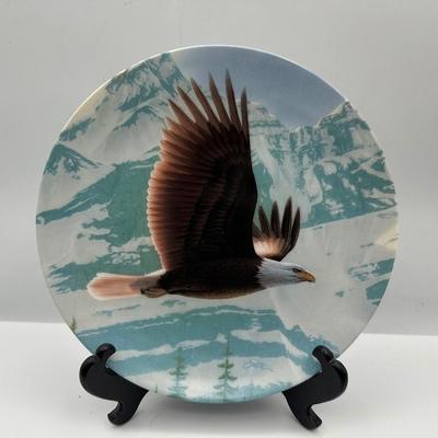 (8) The Majestic Birds Collection by Daniel Smith w/ Certificate of Authenticity