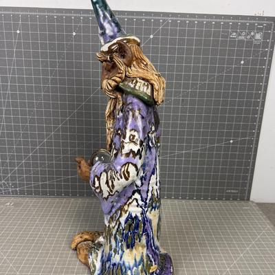 AWESOME!!! Stoneware Wizard with the Crystal Ball