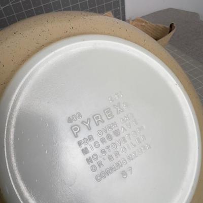 2 Piece PYREX Mixing Bowl Set 