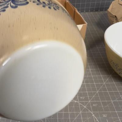 2 Piece PYREX Mixing Bowl Set 