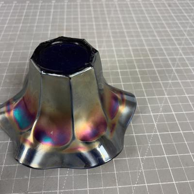 Small Carnival Glass Bowl - ANTIQUE 