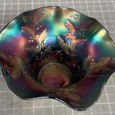 Small Carnival Glass Bowl - ANTIQUE 