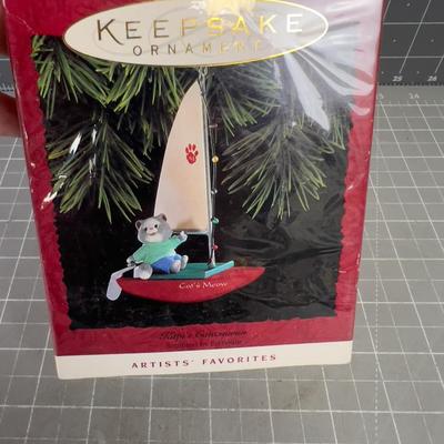 Hallmark Ornament NEW SEALED. Cats Meow