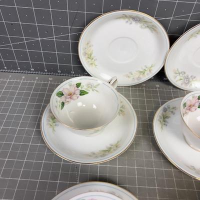 Tea Set in White, Pink & Green, by Grace Chino in Occupied Japan 