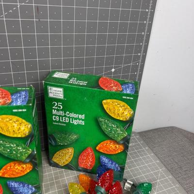6 Strings of Multi Colored Christmas Lights (2 New) 