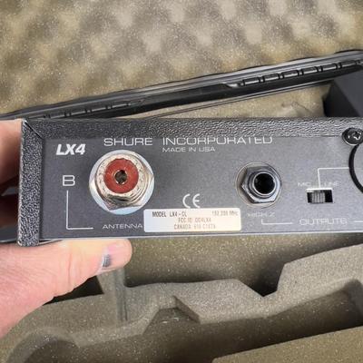 SHURE LX4 Microphone Transmitter 
