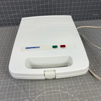 DAEWOO Sandwich Cooker