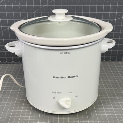 Hamilton Beach White Crock Pot 