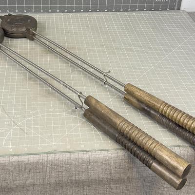 Pie Irons Pair 