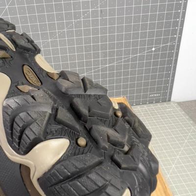 Men's OBOZ hiking Shoes Sze 11.5