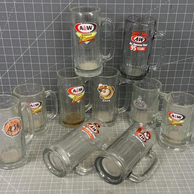 10  A & W Large Glass Mugs