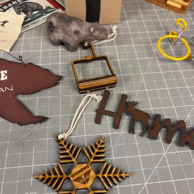 Lot of Rustic Décor' Including Snowbird Ornaments and penguins 