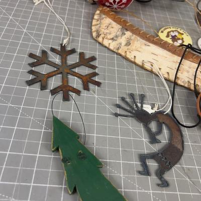 Lot of Rustic Décor' Ornaments  and do das