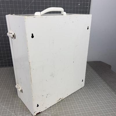 Metal First Aid Cabinet 