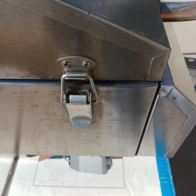 2-BURNER STAINLESS STEEL PORTABLE GRILL